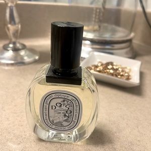 Dobson diptyque eau toilette. Unisex. New. Used twice.just not my fragrance.